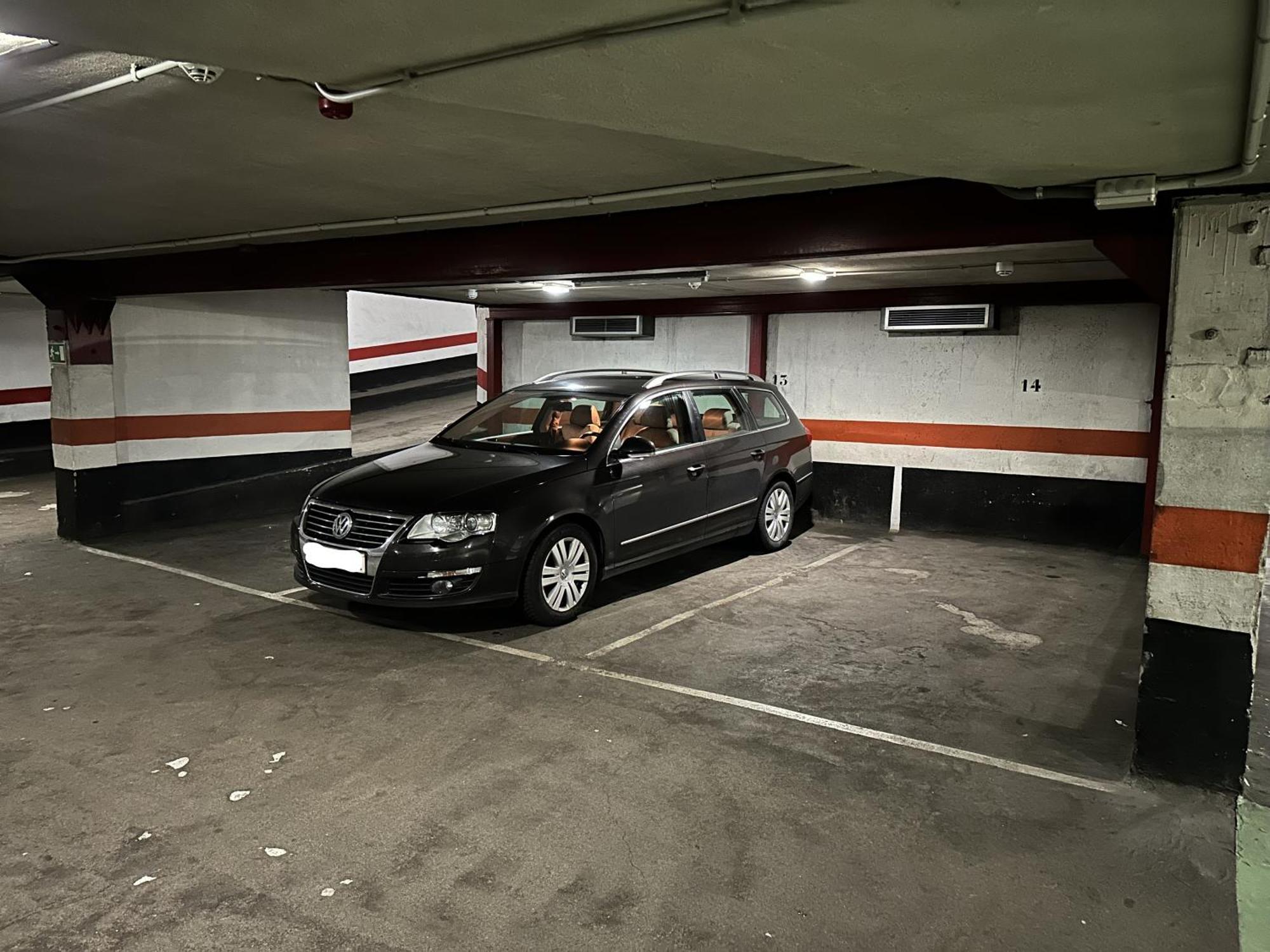 Bilbao Premium With Parking By Aston Rentals المظهر الخارجي الصورة